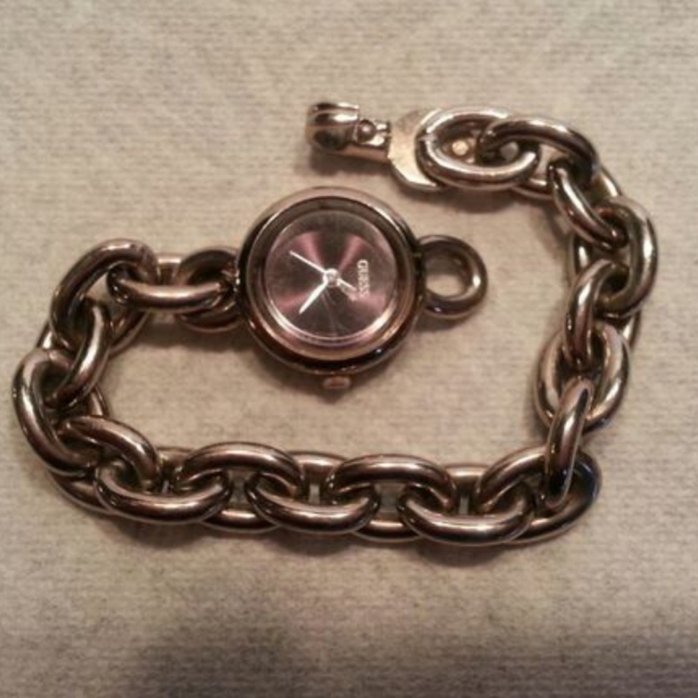 Guess Ladies Chain Wristwatch 7.25"